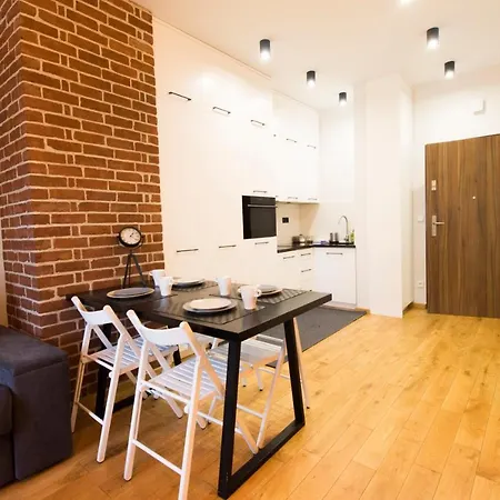 Happy Old Town Apartmán