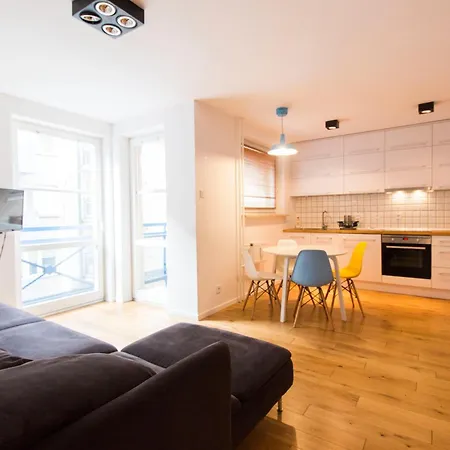 Happy Old Town Apartament